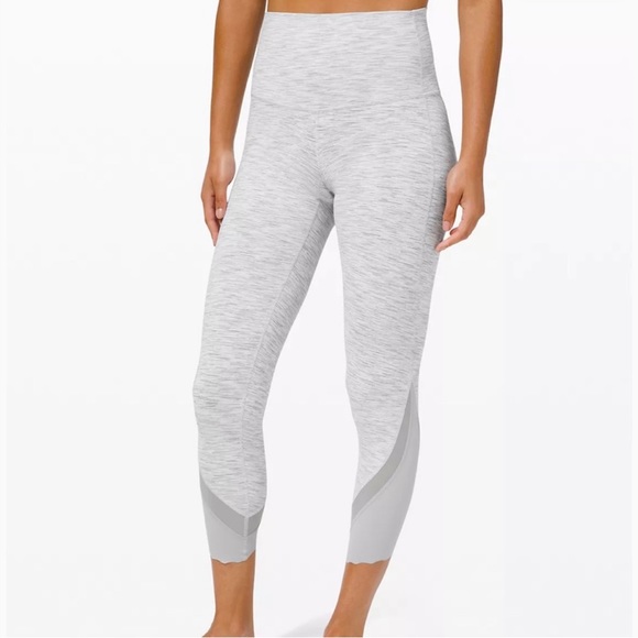 Lululemon Wunder Under 23” Crop Leggings Light Grey High Rise - Picture 2 of 9